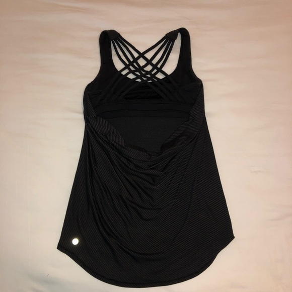 Lululemon Free to Be Tank - Picture 2 of 4